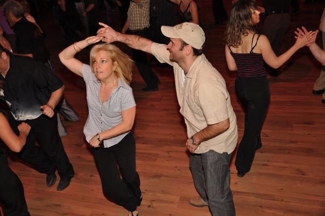min 2010 04 04 station danse 341